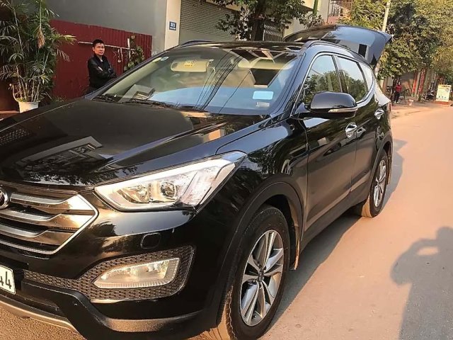 Cần bán gấp Hyundai Santa Fe 2.2L sản xuất năm 2015, màu đen, giá chỉ 810 triệu0