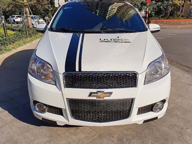 Cần bán gấp Chevrolet Aveo LTZ 1.4 AT đời 2017, màu trắng số tự động, 355 triệu0