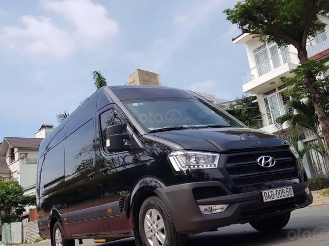 Cần bán lại xe Hyundai Solati đời 2019, màu đen xe còn mới lắm