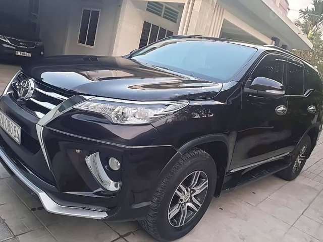 Bán Toyota Fortuner năm 2017, màu nâu, nhập khẩu chính hãng