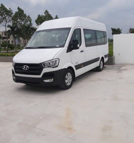 Bán xe Hyundai Solati bản tiêu chuẩn sản xuất 2019, màu trắng, giá cạnh tranh0