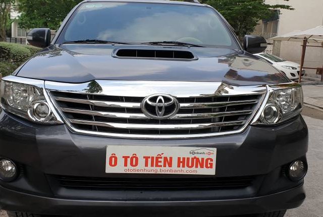 Bán xe Toyota Fortuner G 2.5 MT sản xuất 2014, màu xám số sàn