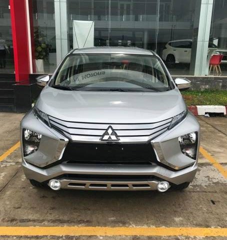 Cần bán xe Mitsubishi Xpander MT 2019, màu bạc, 550 triệu0