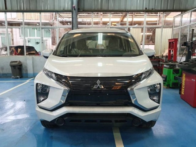 Bán xe Mitsubishi Xpander 1.5 AT năm 2019, màu trắng, nhập khẩu nguyên chiếc 0