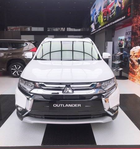 Cần bán Mitsubishi Xpander MT sản xuất năm 2019, tặng phụ kiện chính hãng