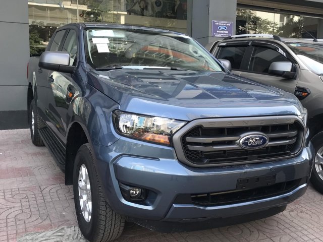 Bán Ford Ranger XLS 1 cầu số tự động năm 2019, xe nhập khẩu, giá chỉ 640 triệu, tặng gói phụ kiện. LH 0969.016.6920