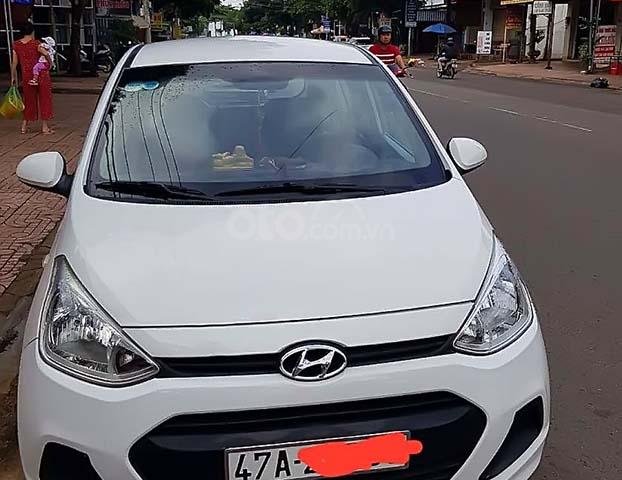 Cần bán Hyundai Grand i10 1.0 MT Base sản xuất năm 2014, màu trắng, nhập khẩu nguyên chiếc chính chủ, 247tr0