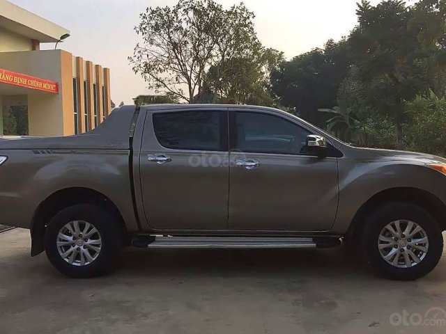 Cần bán lại xe Mazda BT 50 2.2L 4x2 AT đời 2015, xe nhập, giá tốt0