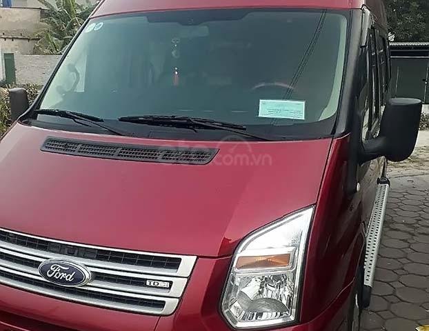 Cần bán xe cũ Ford Transit đời 2015, màu đỏ0