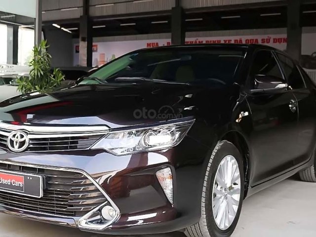 Bán Toyota Camry 2.0E sản xuất 2019, màu đen, số tự động 0