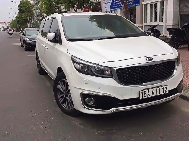 Cần bán lại xe Kia Sedona DATH năm 2018, màu trắng, chính chủ0