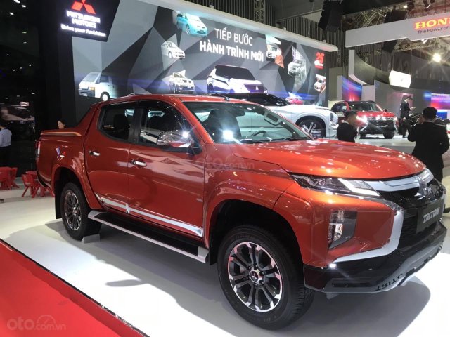 Bán tải Mitsubishi Triton 2.4L 2020, nhập khẩu Thái giá chỉ 865, KM tốt0