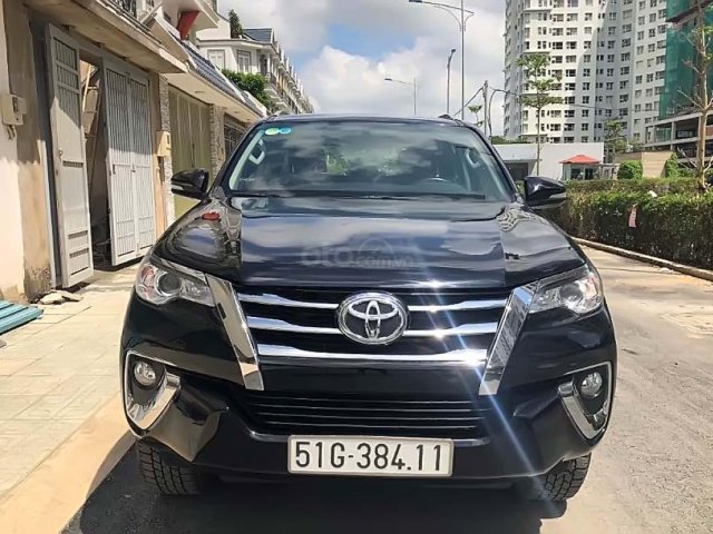 Cần bán xe Toyota Fortuner AT sản xuất năm 2018, màu đen, nhập khẩu nguyên chiếc số tự động