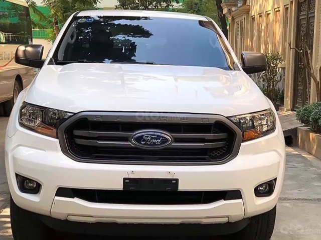 Cần bán gấp Ford Ranger XLS 2.2L 4x2 AT năm 2019, màu trắng, nhập khẩu, giá chỉ 658 triệu0