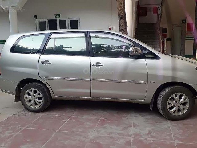 Bán Toyota Innova G 2008, màu bạc0