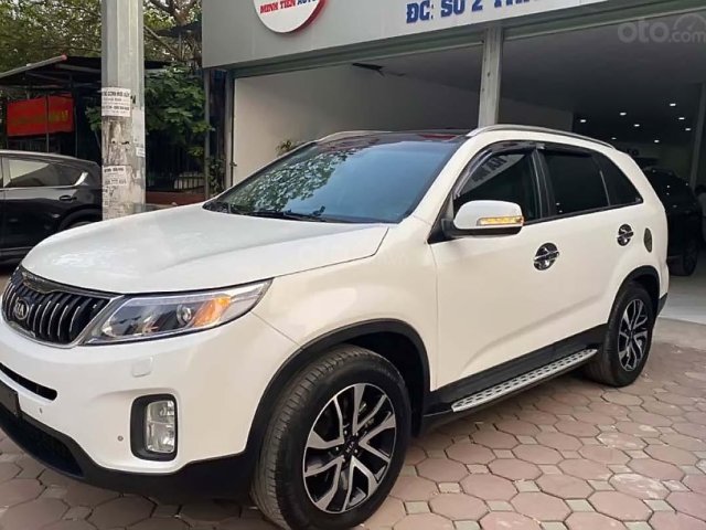 Bán Kia Sorento 2.2 DAT Premium 2019, màu trắng, 945tr0