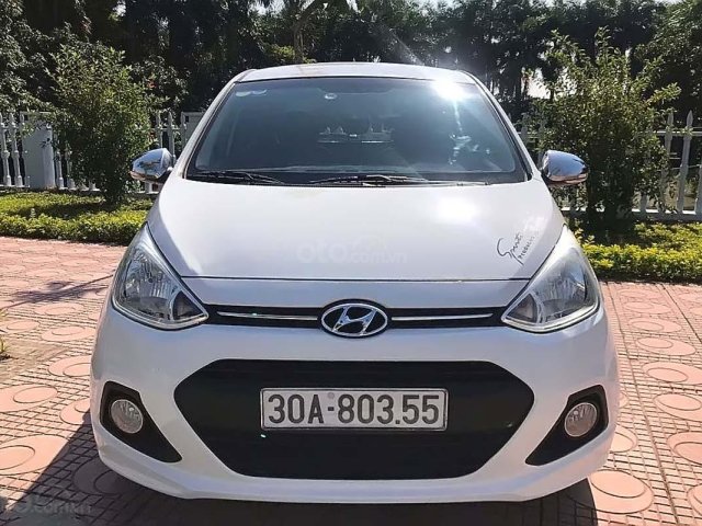 Cần bán Hyundai Grand i10 năm 2015, màu trắng, xe nhập0