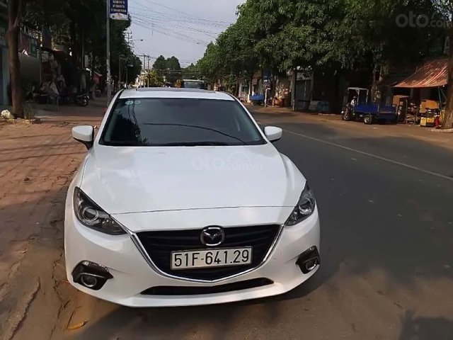 Cần bán xe cũ Mazda 3 2016, màu trắng0