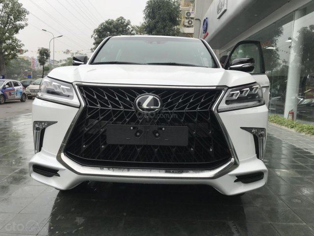 Bán xe Lexus LX 570S MBS Super Sport 4 ghế massage, model 2020, giá tốt, giao ngay toàn quốc