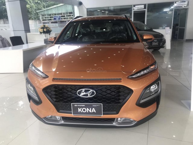 Bán xe Hyundai Kona năm sản xuất 2019, màu cam giá 655tr giao xe ngay0