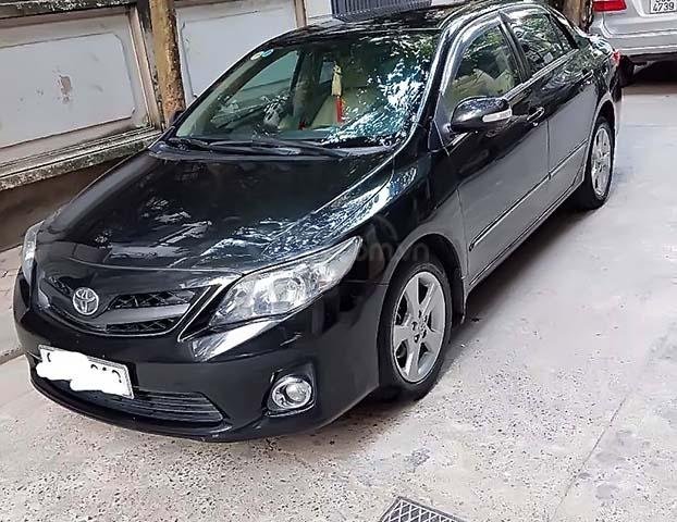 Cần bán Toyota Corolla Altis đời 2011, màu đen còn mới, 505 triệu