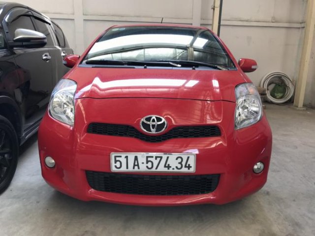 Bán ô tô Toyota Yaris năm sản xuất 2013, màu đỏ0