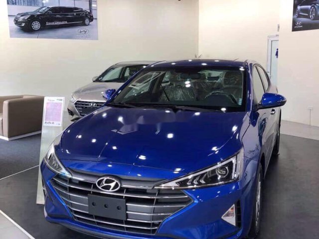 Ưu đãi giá mềm với chiếc Hyundai Elantra 2.0AT đời 2019 màu trắng, khuyến mãi 40 triệu