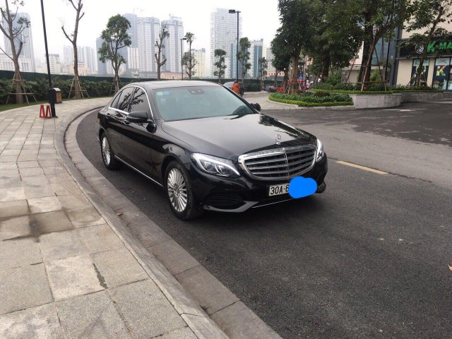 Bán Mecerdes Benz C250 Exclusive 2015, màu đen0