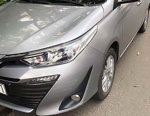 Cần bán Toyota Vios 1.5G AT năm 2018, màu bạc, giá tốt0