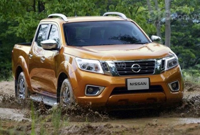 Nissan Navara sản xuất năm 2019, màu cam, nhập khẩu Thái lan giá ưu đãi lên đến 50 triệu đồng