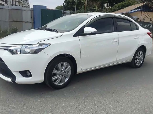 Bán xe Toyota Vios E MT đời 2016, màu trắng số sàn giá cạnh tranh