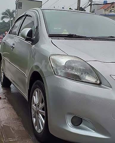 Cần bán xe Toyota Vios E sản xuất năm 2010, màu bạc, giá 285tr0