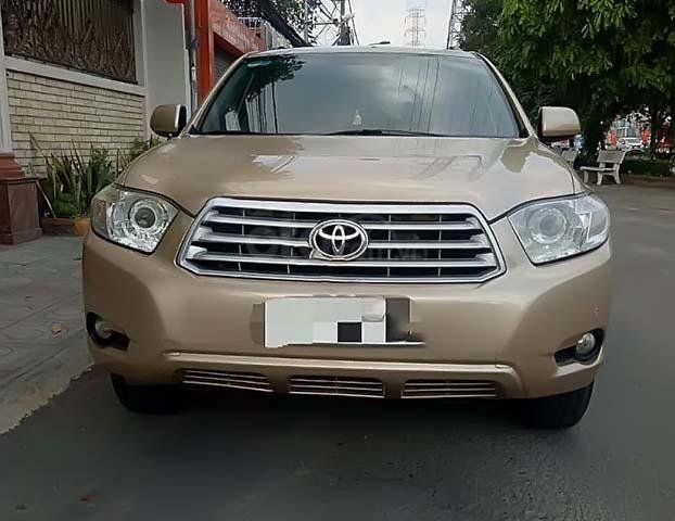 Cần bán lại xe Toyota Highlander 3.5 năm sản xuất 2008, màu vàng, xe nhập, giá tốt