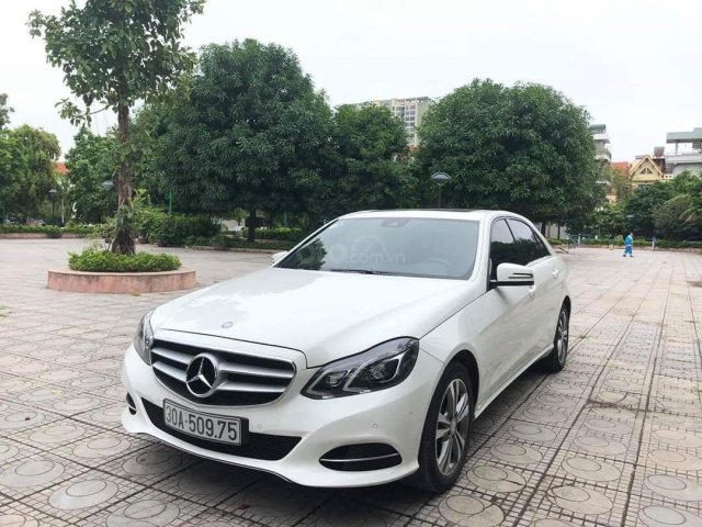 Giao Ngay Mercedes-Benz E250 sản xuất 2014, màu trắng, nội thất đen uy tín giá tốt0