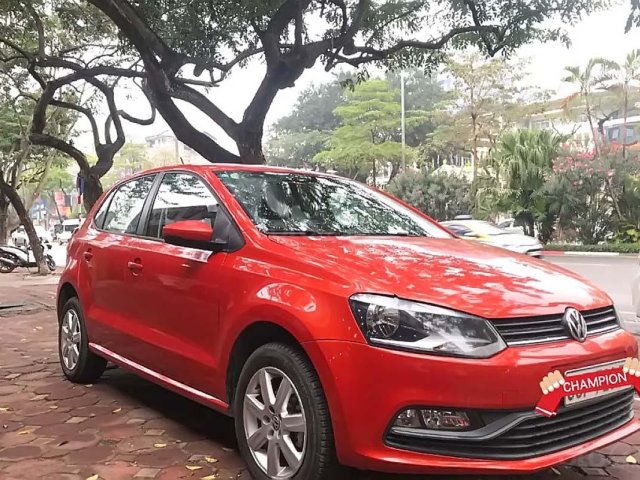 Cần bán lại Volkswagen Polo 1.6 AT sản xuất 2016, nhập khẩu0