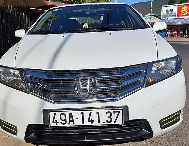 Bán Honda City MT năm 2013, màu trắng số sàn, giá chỉ 355 triệu0