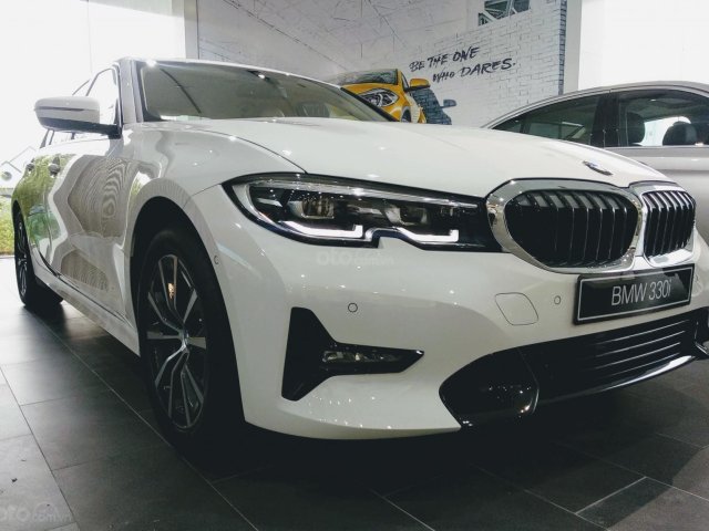 BMW 330i Sport Line nhập Đức - siêu hot với số lượng khan hiếm