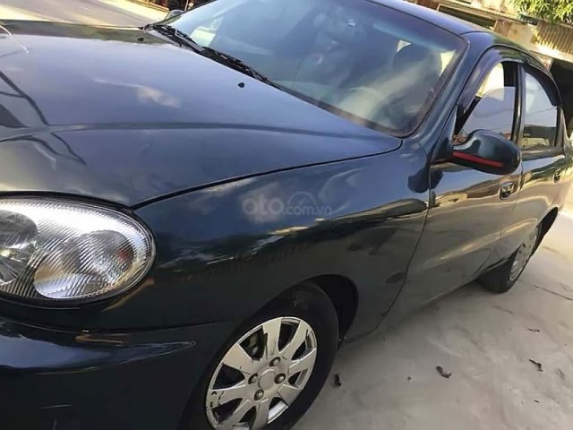 Cần bán xe Daewoo Lanos SX sản xuất 2002, màu xanh lam, xe gia đình0