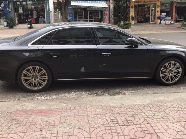 Bán Audi A8 đời 2010, màu đen, xe nhập chính chủ