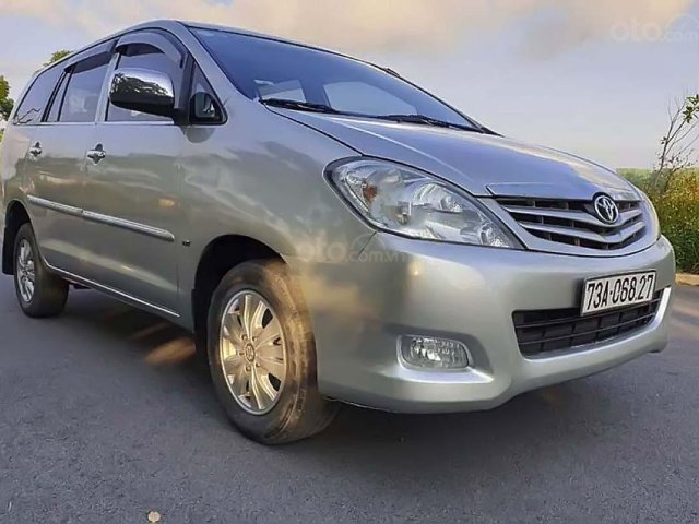 Bán Toyota Innova sản xuất năm 2009, màu bạc0