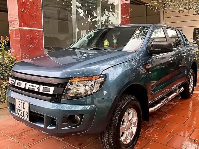 Cần bán xe Ford Ranger đời 2014, màu xanh lam, xe nhập chính chủ, giá tốt0