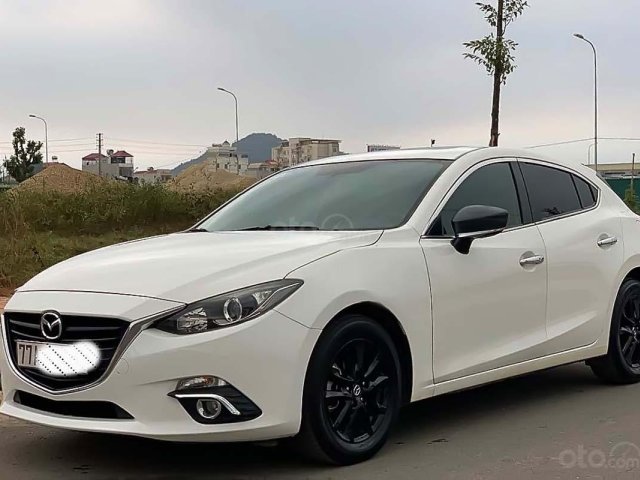 Cần bán lại xe Mazda 3 đời 2016, màu trắng giá cạnh tranh