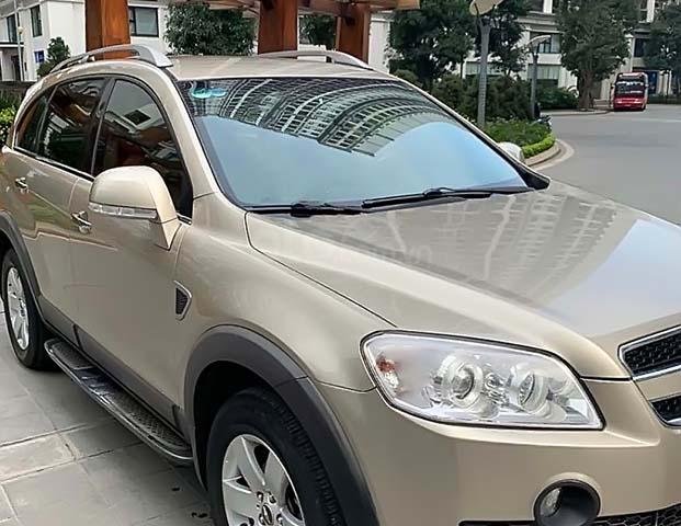 Cần bán gấp Chevrolet Captiva 2009, màu vàng như mới giá cạnh tranh0