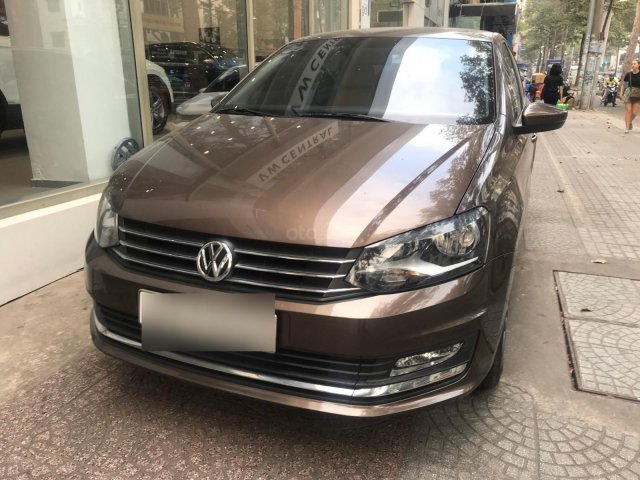 Volkswagen Polo sedan 1.6 AT màu nâu nam tính, đăng ký tháng 1/2019, còn bảo hành hãng hơn 1 năm0