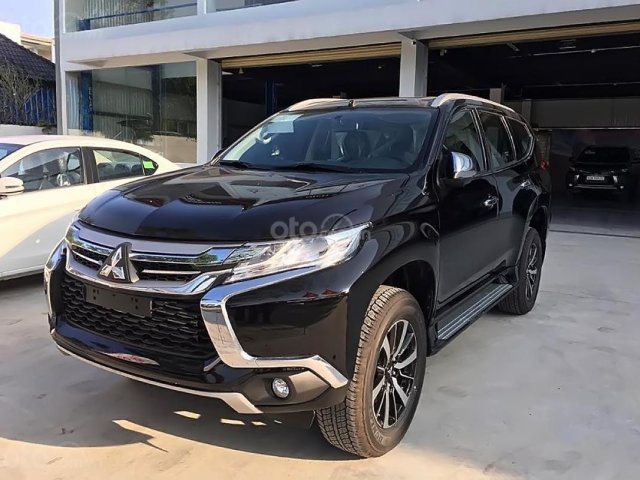 ☘ Giảm ngay 100 triệu ☘ Khi khách mua Mitsubishi Pajero Sport 2.4 MT đời  2019, màu đen, nhập khẩu0