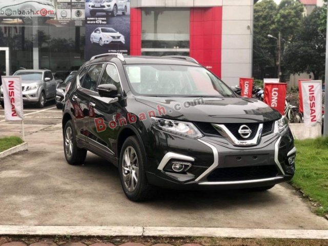 Bán ô tô Nissan X trail đời 2019, màu đen, mới 100%