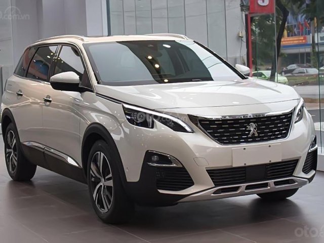 Sale rộn ràng - Tết trọn niềm vui, Peugeot 5008 đời 2019, màu trắng, số tự động