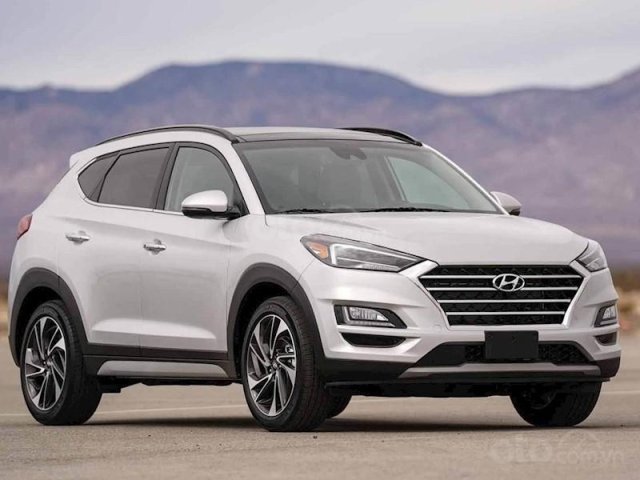 Tết đến xuân sang - Khuyến mại ngập tràn, Hyundai Tucson 2.0L năm sản xuất 2019, màu trắng0