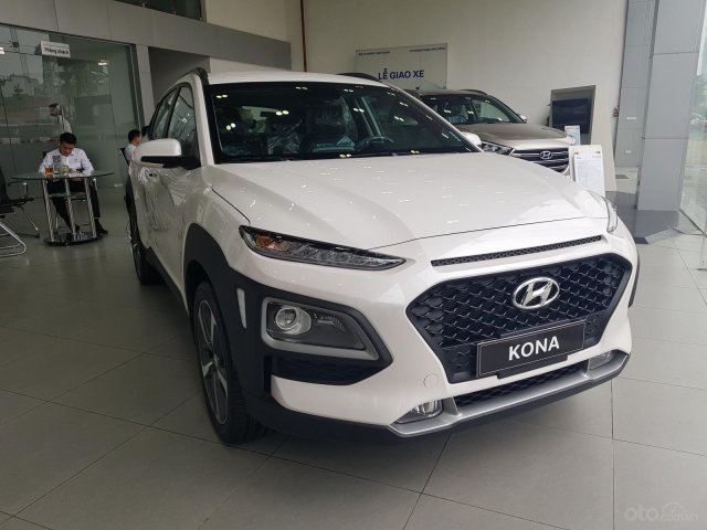 Hyundai Kona 2.0 AT bản đặc biệt, giá tốt giao xe ngay, trả góp 85%, LH 0911406262