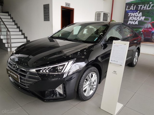 Hyundai Elantra 1.6 AT 2019, đủ màu giao ngay, trả góp 85%, LH 0911406262